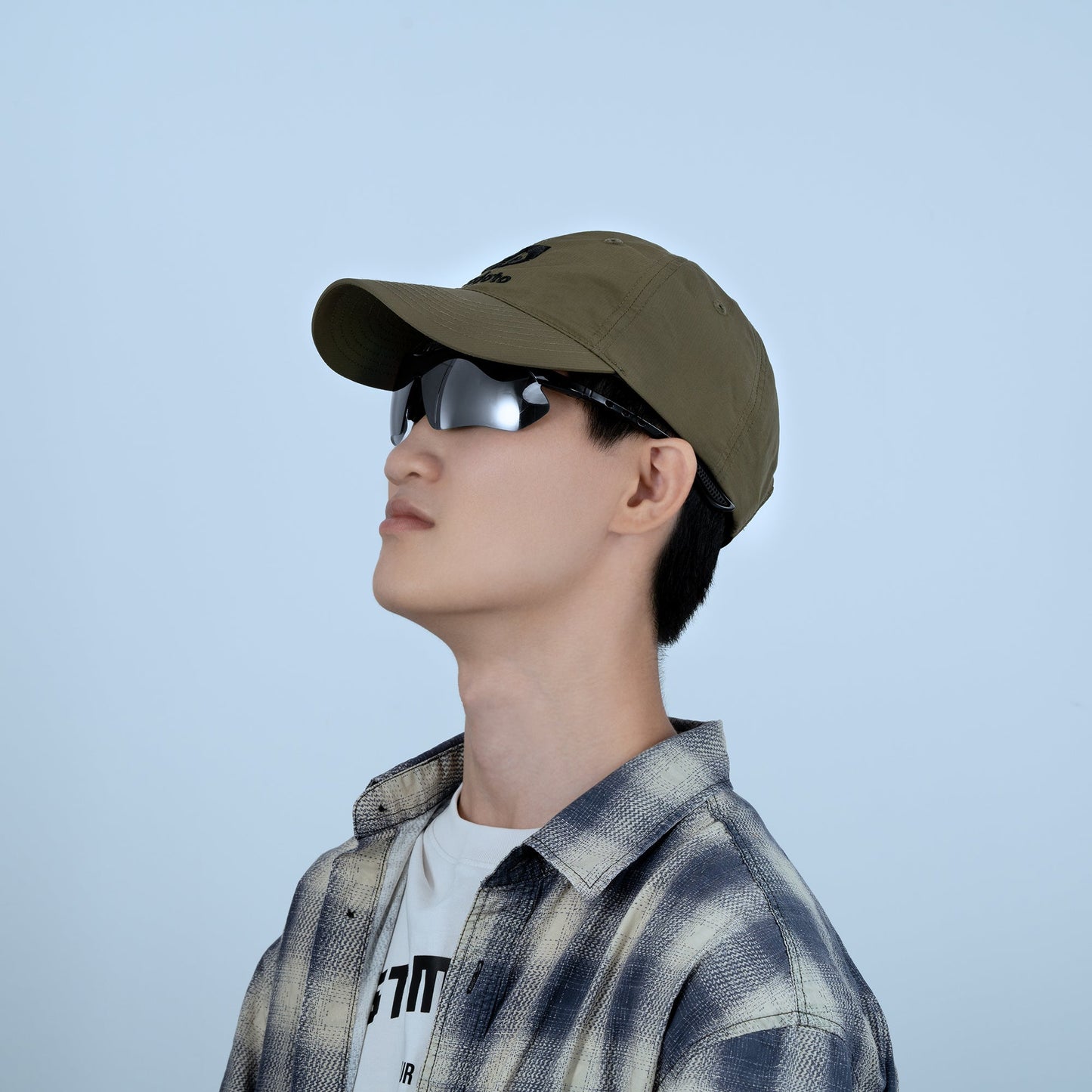 
                  
                    Leofoto Hat
                  
                