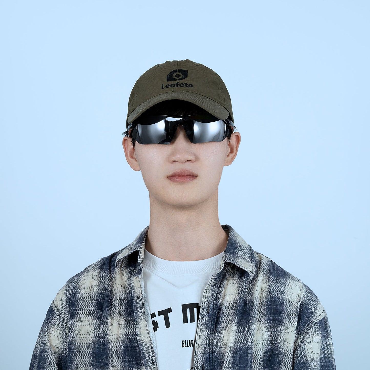 
                  
                    Leofoto Hat
                  
                