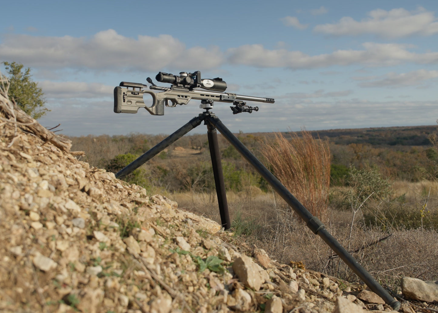 
                  
                    Leofoto X Mountain Forged Juggernaut S2
                  
                